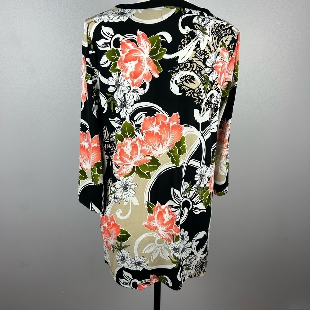 Tradition Floral Multicoloured 3/4 Sleeve Medium Top with Embellishment - Picture 3 of 13